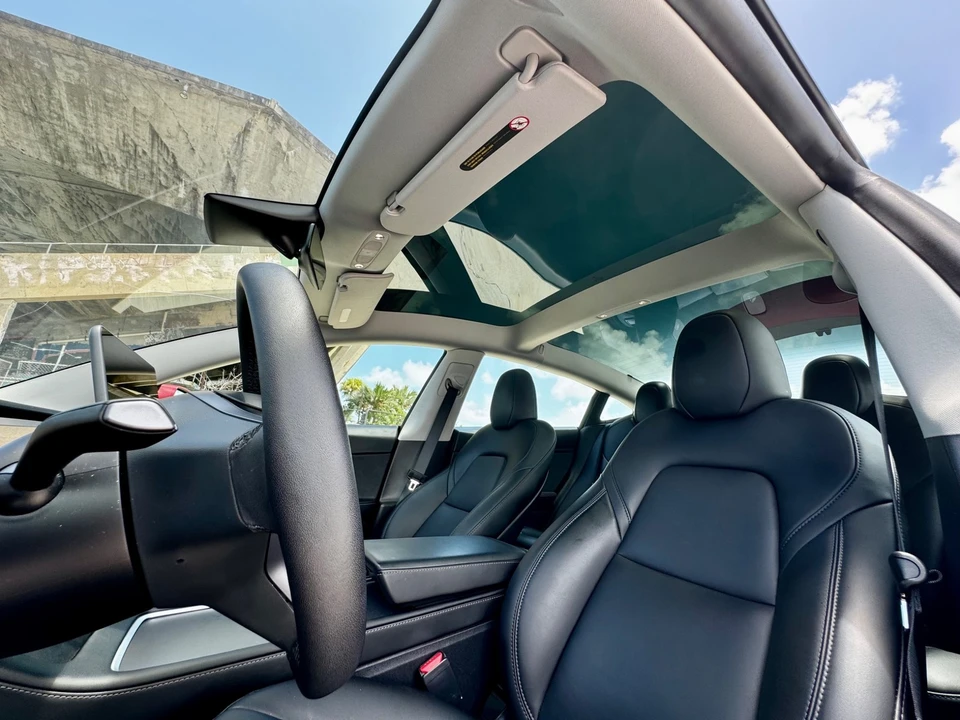2023 Tesla Model 3 - Image 15 of 21