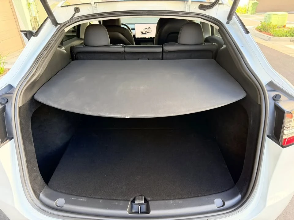 2023 Tesla Model Y - Image 17 of 20
