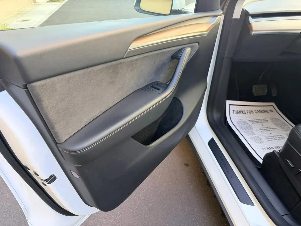 2023 Tesla Model Y - Image 20 of 20