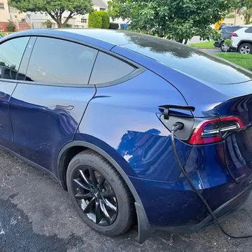 2023 Tesla Model Y Long Range AWD