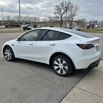2023 Tesla Model Y Long Range AWD