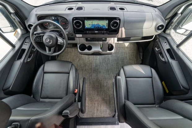 2023 Mercedes-Benz VS30 Sprinter - Image 6 of 9