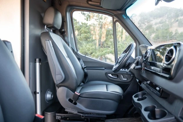 2023 Mercedes-Benz VS30 Sprinter - Image 4 of 8
