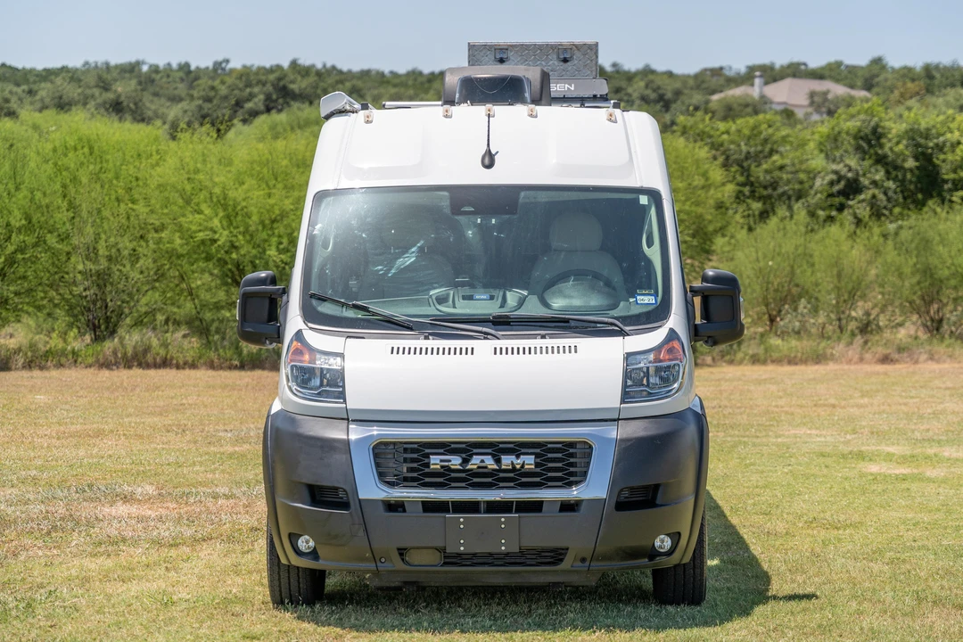 2023 Ram ProMaster - Image 2 of 31