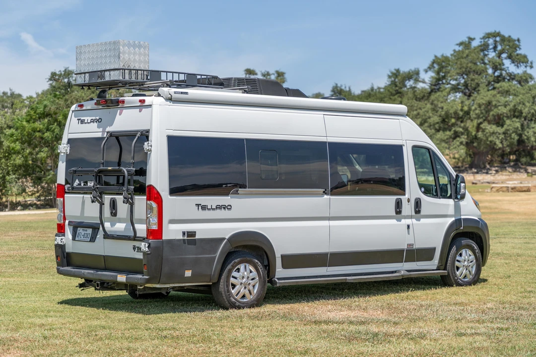 2023 Ram ProMaster - Image 11 of 31