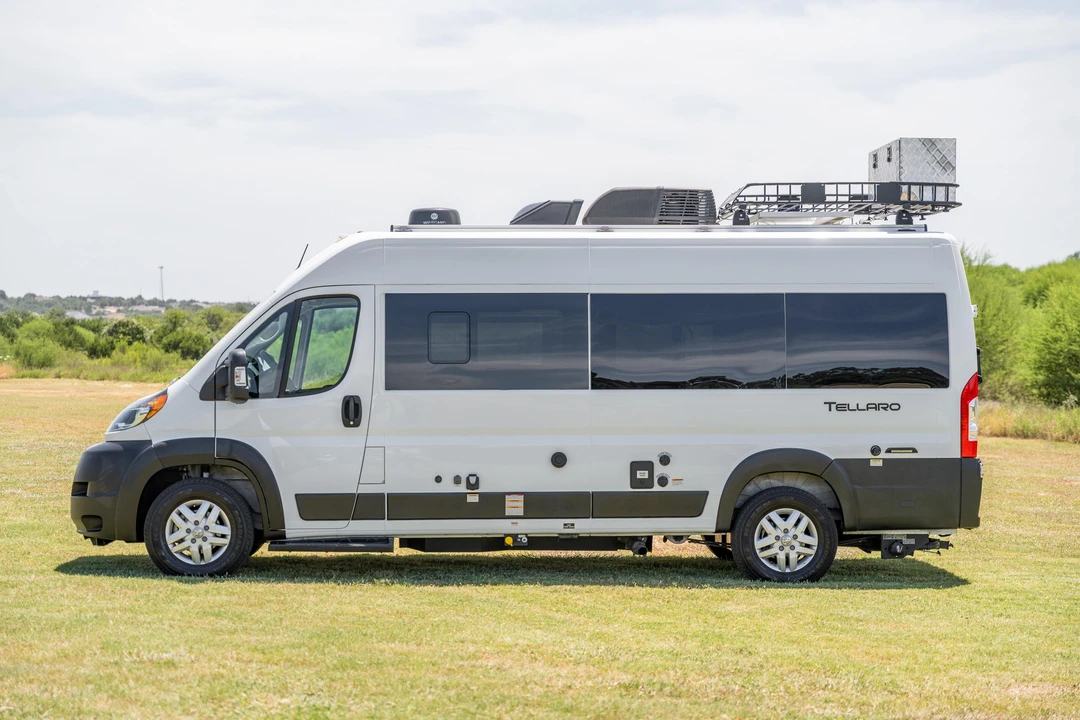 2023 Ram ProMaster - Image 8 of 31