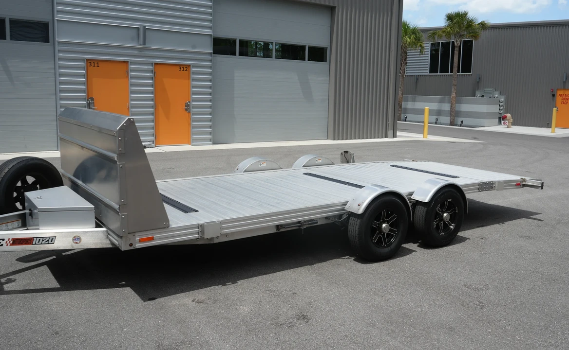 2023 - Image 5 of 31