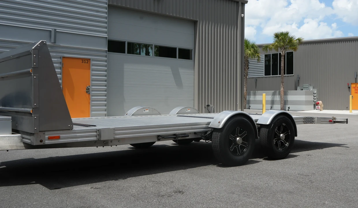 2023 - Image 6 of 31