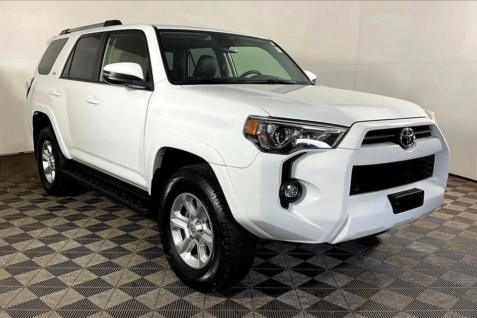 2023 Toyota 4Runner 5th Gen - Image 4 of 13