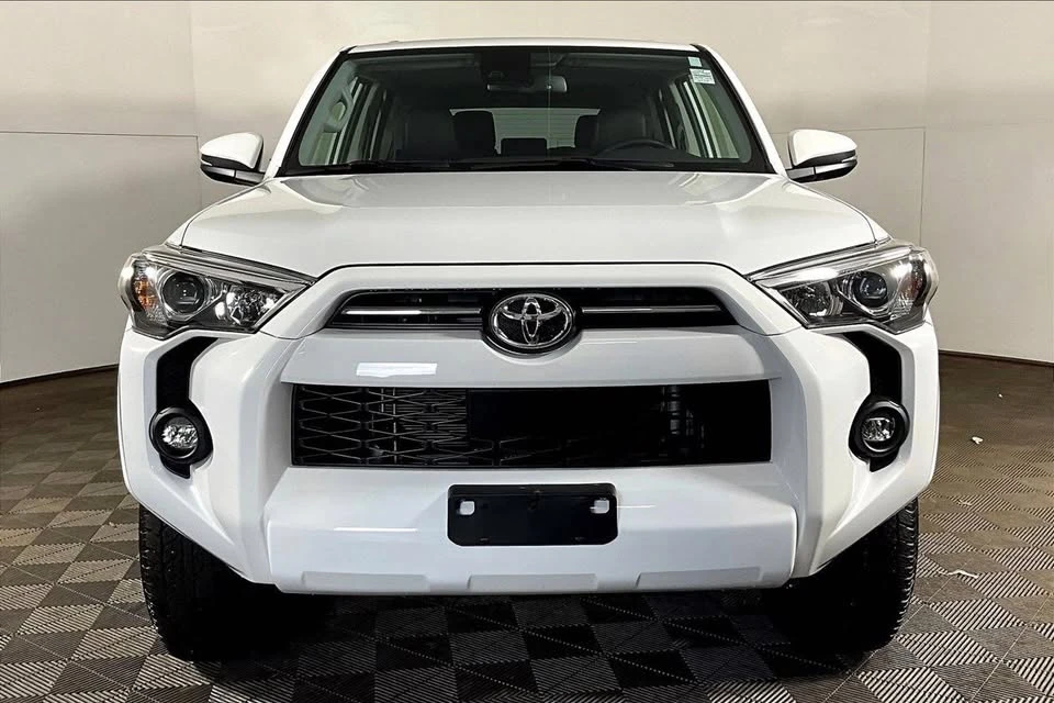2023 Toyota 4Runner 5th Gen - Image 3 of 13