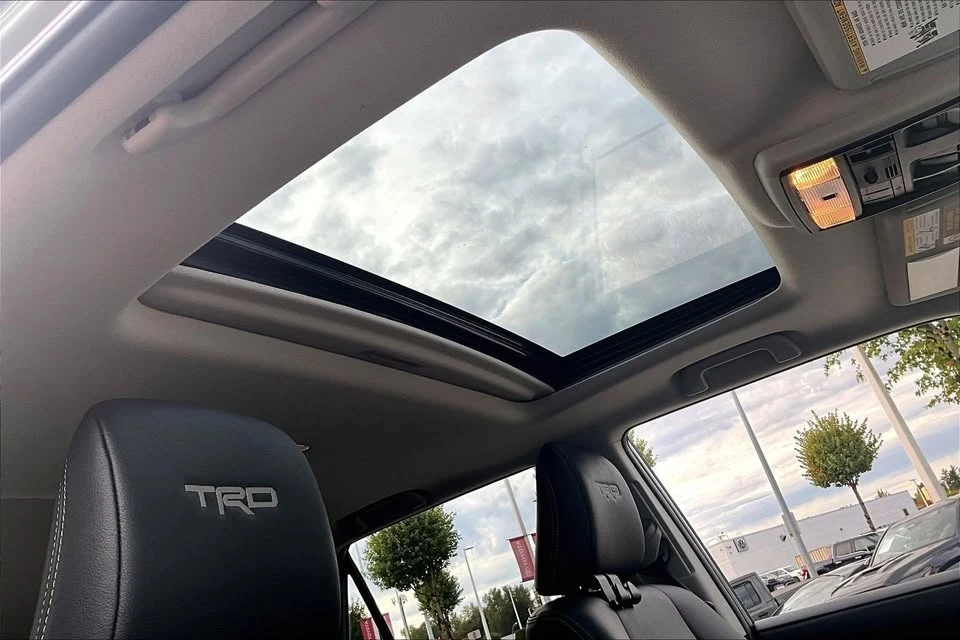2023 Toyota 4Runner 5th Gen - Image 10 of 20