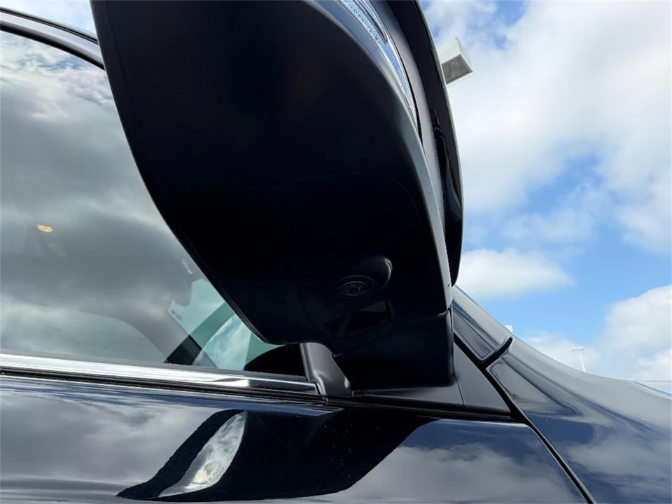 2023 Toyota 4Runner 5th Gen - Image 11 of 31