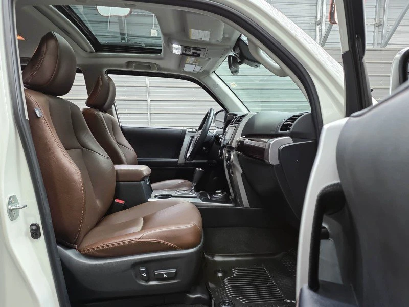 2023 Toyota 4Runner 5th Gen - Image 16 of 20