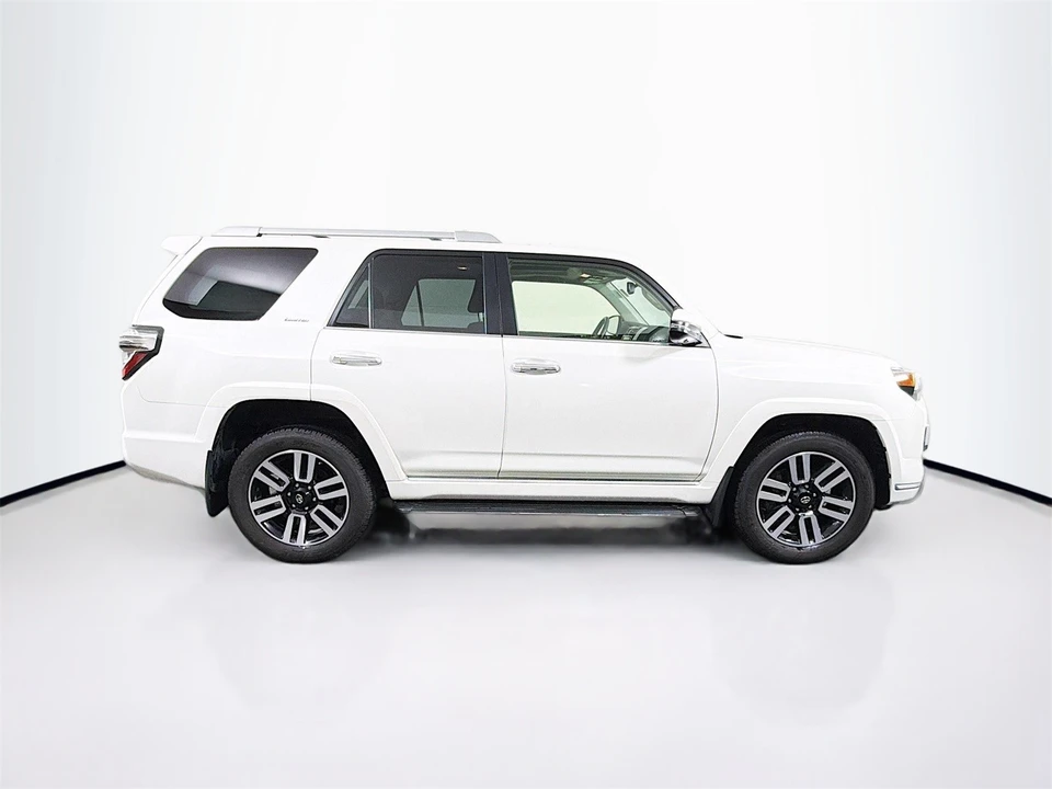 2023 Toyota 4Runner 5th Gen - Image 9 of 12
