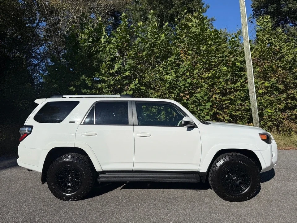 2023 Toyota 4Runner 5th Gen - Image 5 of 21
