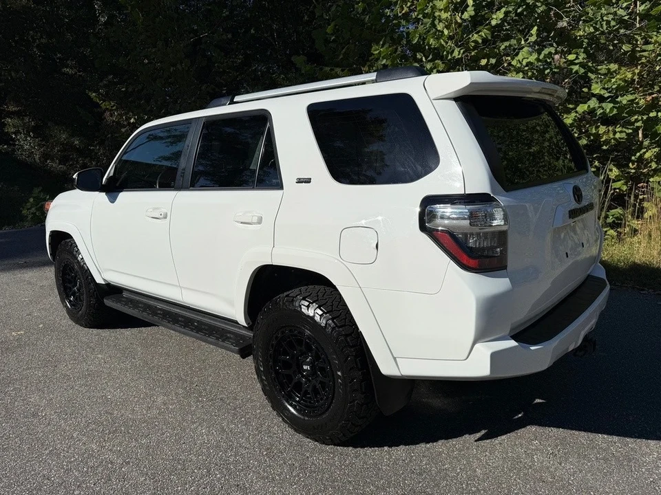 2023 Toyota 4Runner 5th Gen - Image 8 of 21