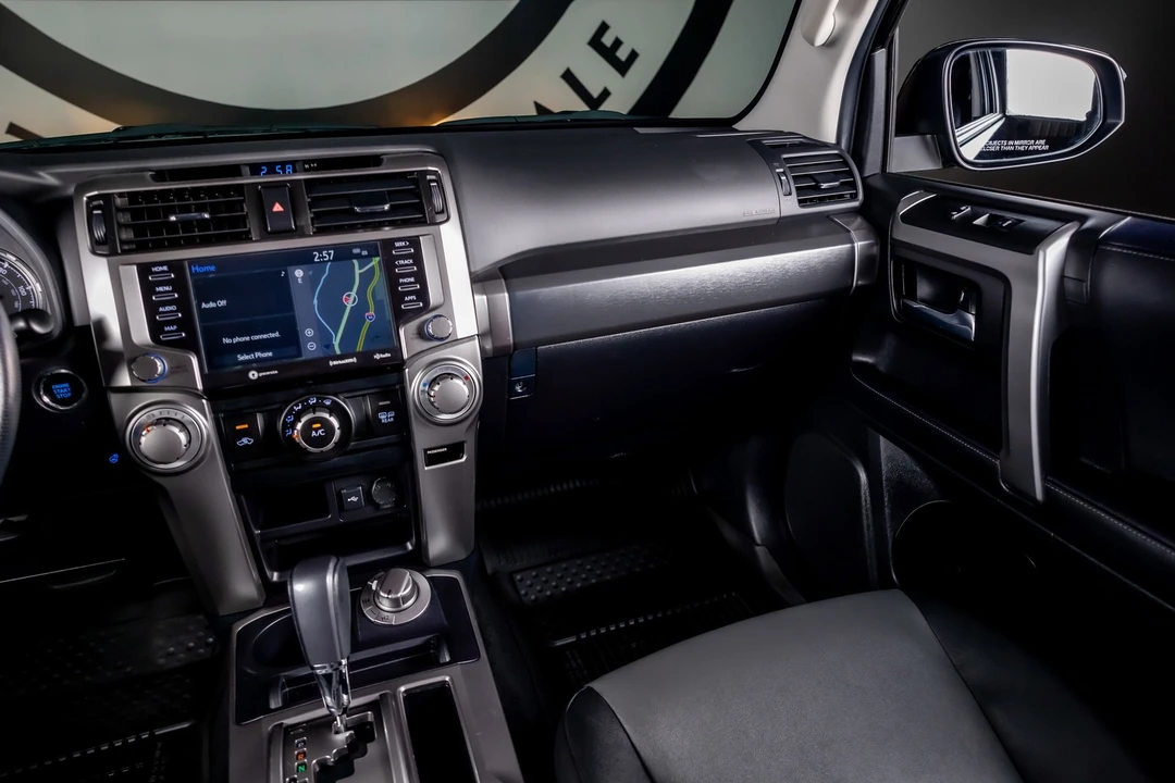2023 Toyota 4Runner 5th Gen - Image 8 of 12