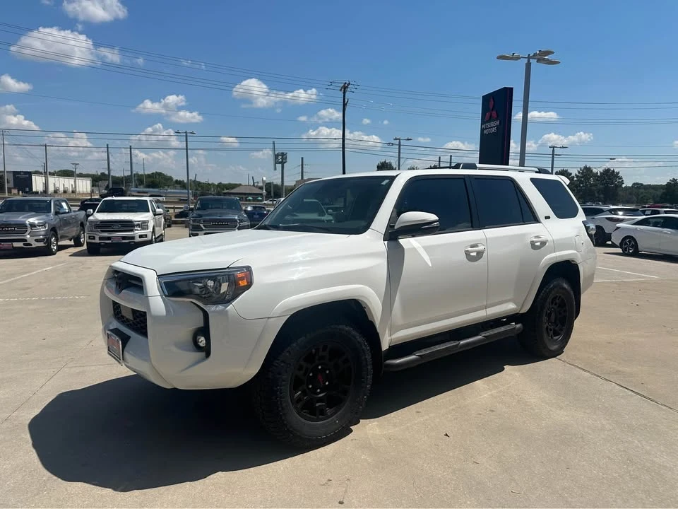2023 Toyota 4Runner 5th Gen - Image 6 of 12