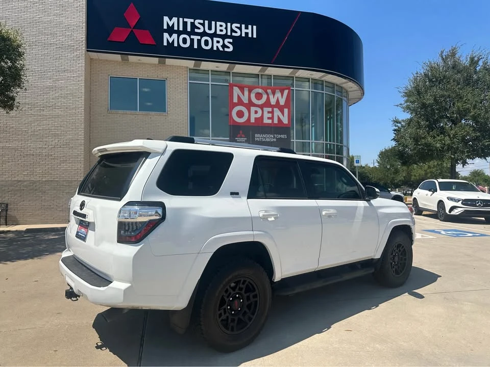 2023 Toyota 4Runner 5th Gen - Image 5 of 12