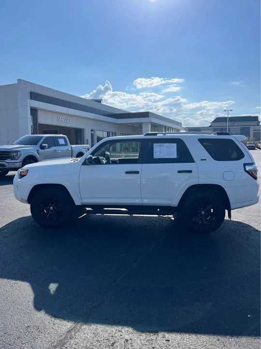 2023 Toyota 4Runner 5th Gen - Image 2 of 10