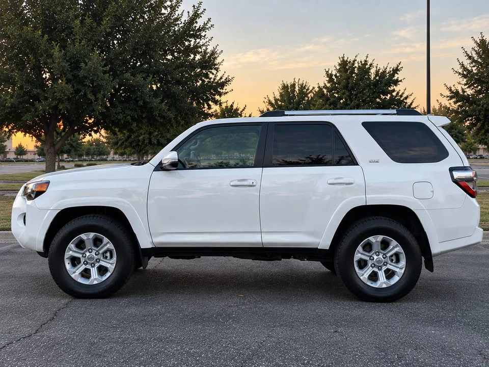 2023 Toyota 4Runner 5th Gen - Image 3 of 19