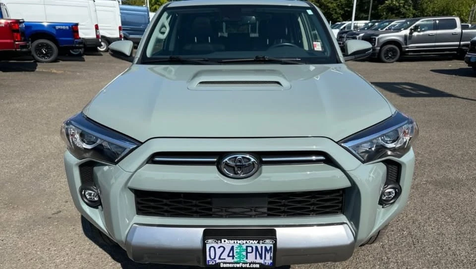2023 Toyota 4Runner 5th Gen - Image 5 of 10
