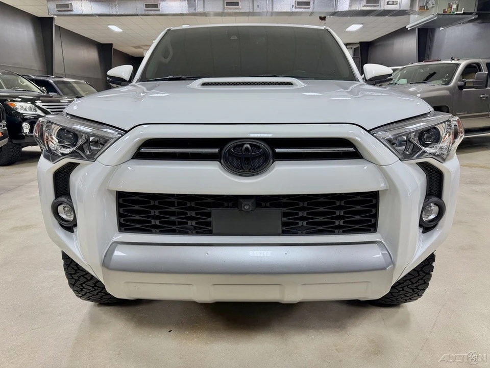 2023 Toyota 4Runner 5th Gen - Image 4 of 12