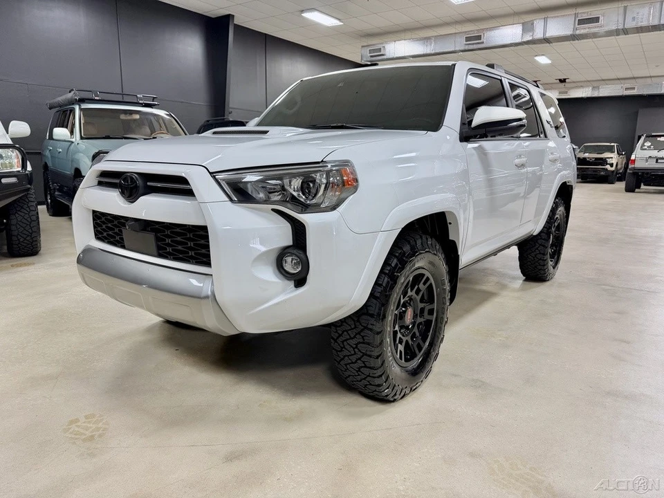 2023 Toyota 4Runner 5th Gen - Image 3 of 12