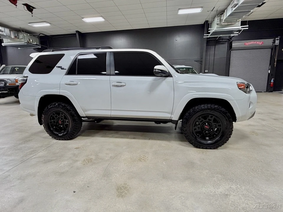 2023 Toyota 4Runner 5th Gen - Image 8 of 12