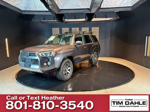 2023 Toyota 4Runner TRD Off-Road
