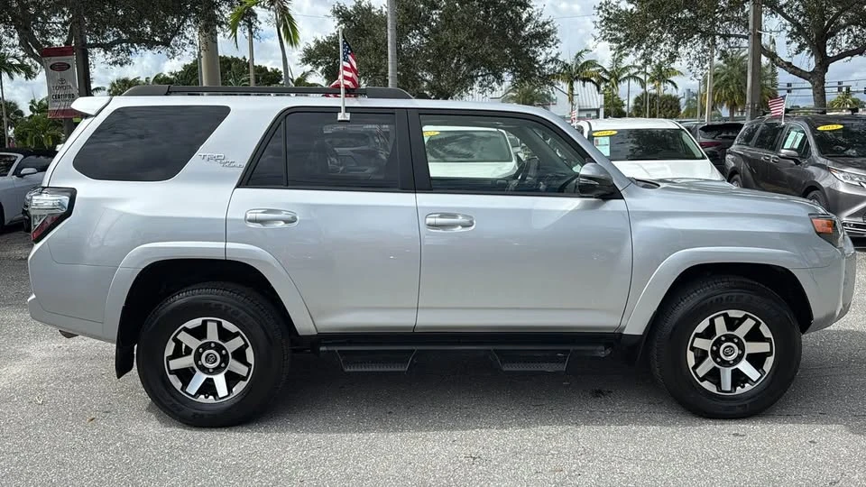2023 Toyota 4Runner 5th Gen - Image 6 of 8
