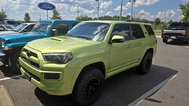 2023 Toyota 4Runner TRD Off-Road Premium Sport Utility 4D