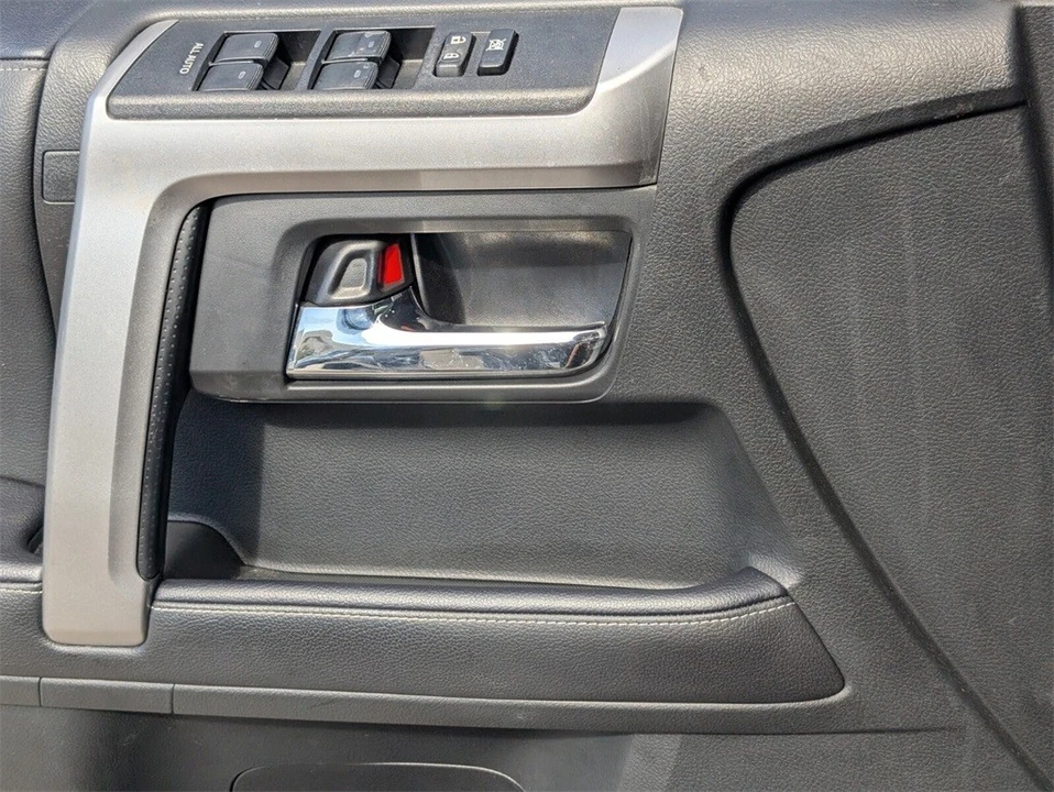 2023 Toyota 4Runner 5th Gen - Image 19 of 21