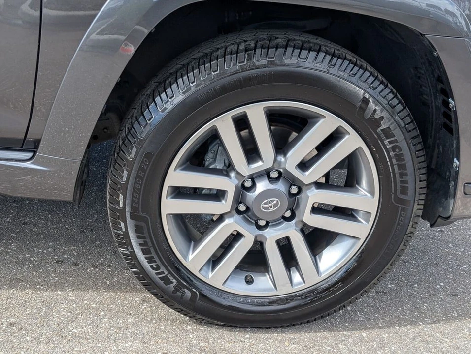 2023 Toyota 4Runner 5th Gen - Image 9 of 12