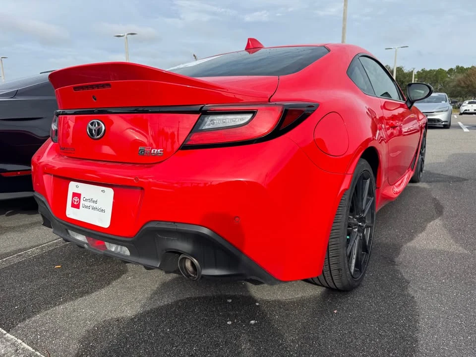 2023 Toyota GR86 2nd Gen - Image 3 of 19