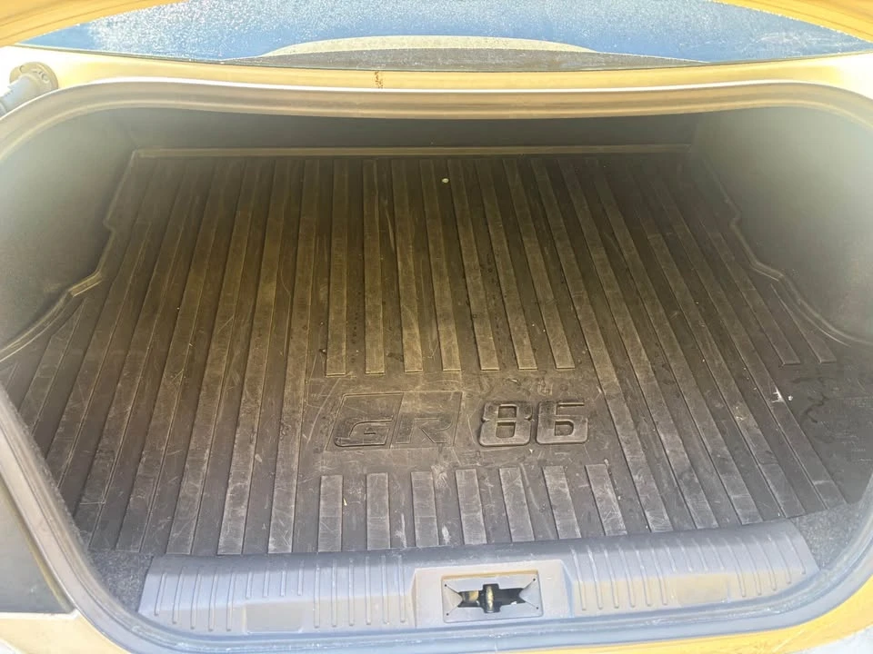 2023 Toyota GR86 2nd Gen - Image 11 of 12