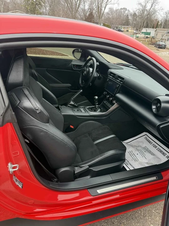 2023 Toyota GR86 2nd Gen - Image 6 of 14