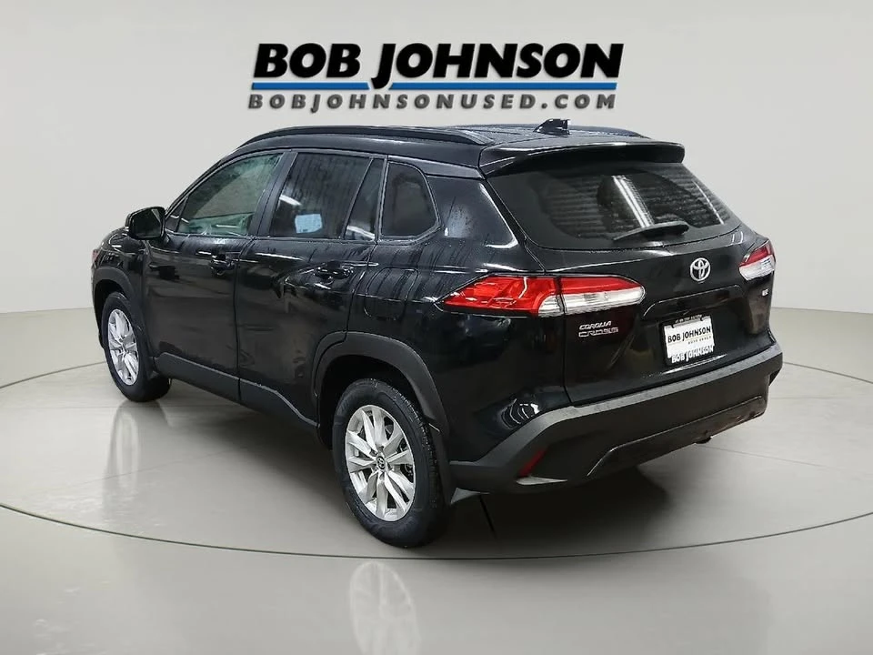 2023 Toyota Corolla Cross - Image 4 of 19