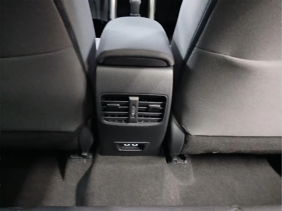 2023 Toyota Corolla Cross - Image 14 of 19