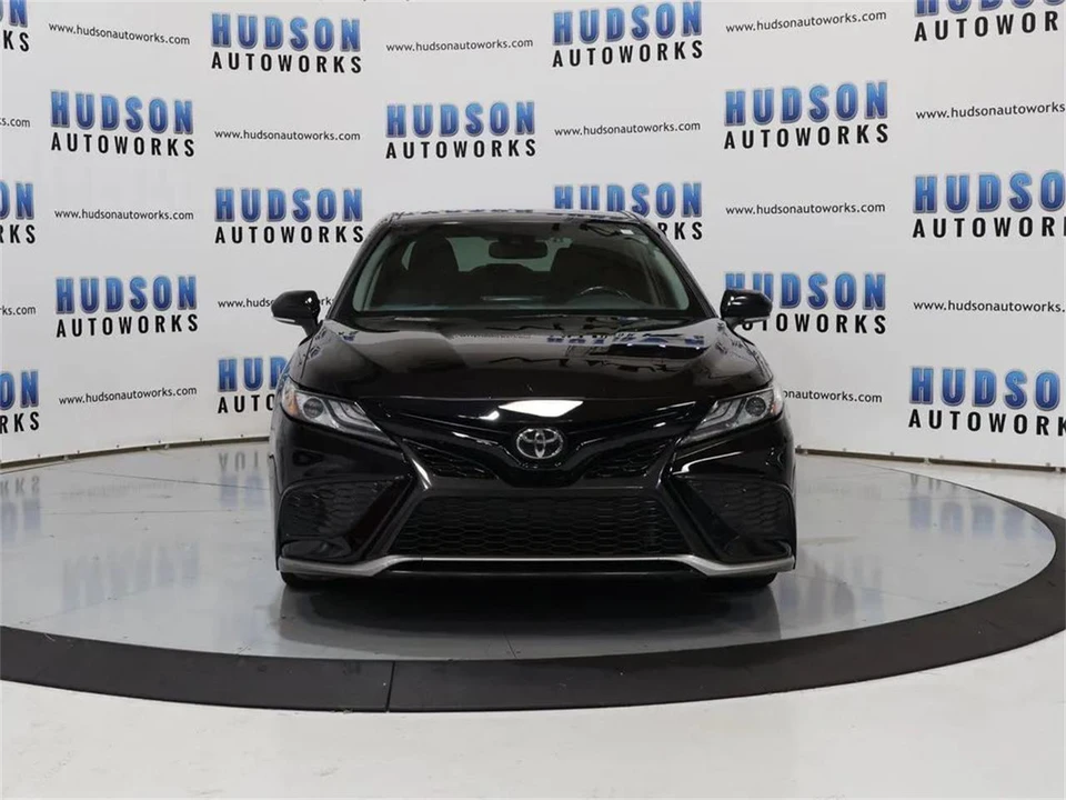 2023 Toyota Camry 8th Gen - Image 9 of 31