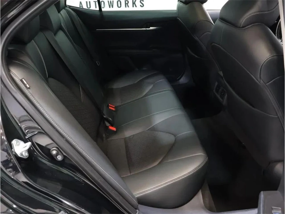 2023 Toyota Camry 8th Gen - Image 27 of 31