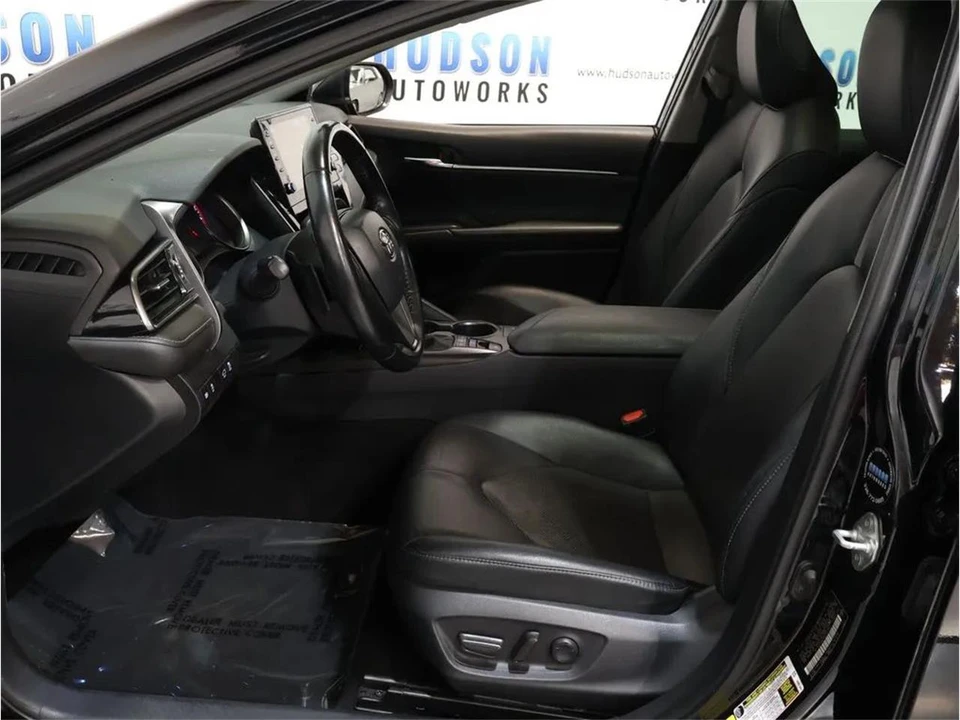 2023 Toyota Camry 8th Gen - Image 14 of 31