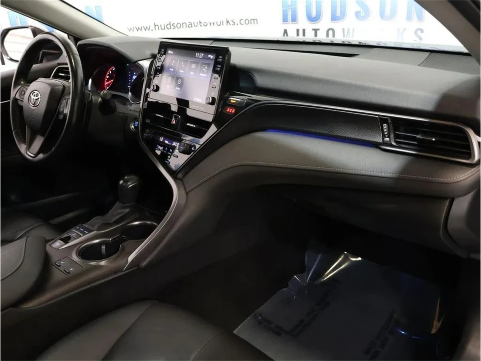 2023 Toyota Camry 8th Gen - Image 30 of 31