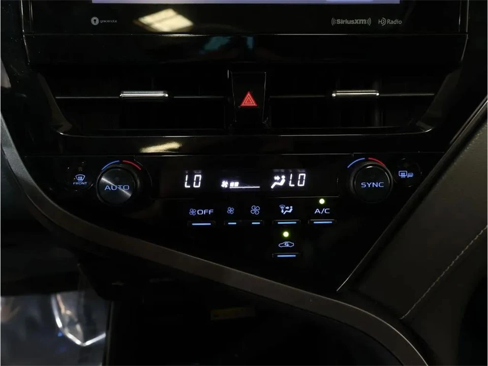 2023 Toyota Camry 8th Gen - Image 20 of 31