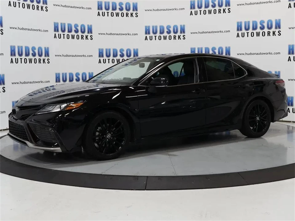 2023 Toyota Camry 8th Gen - Image 2 of 31
