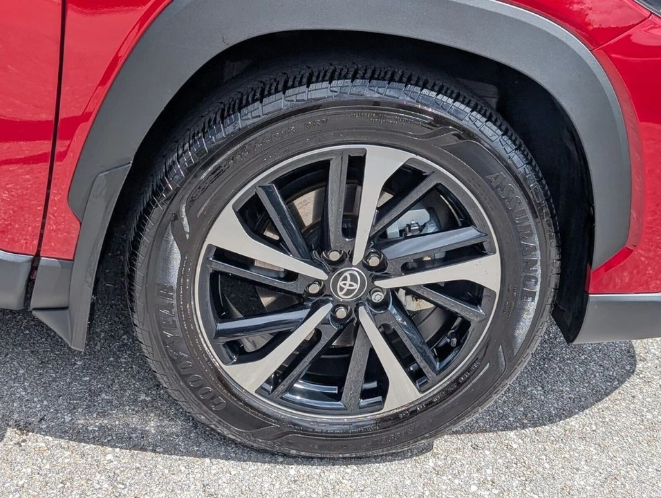 2023 Toyota Corolla Cross - Image 9 of 21