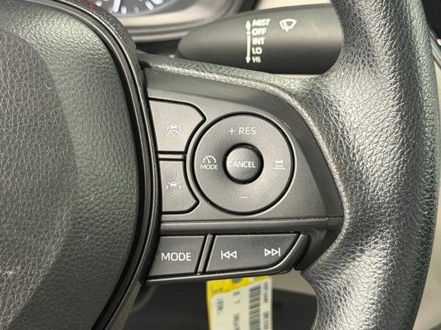 2023 Toyota Corolla Cross - Image 24 of 31
