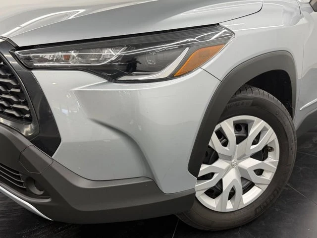 2023 Toyota Corolla Cross - Image 4 of 31