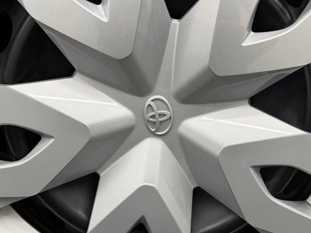 2023 Toyota Corolla Cross - Image 15 of 31