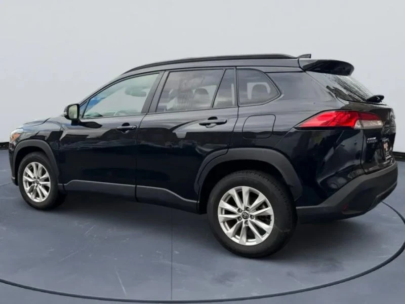2023 Toyota Corolla Cross - Image 4 of 12